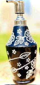 Black and white Flower shape Bathroom Dispensers set of 3
