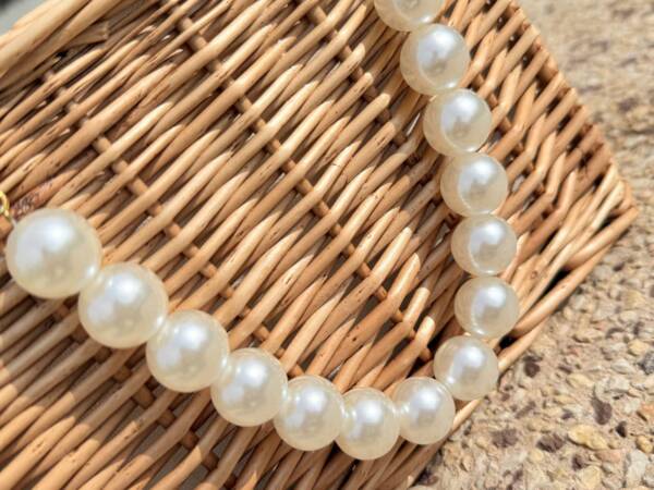 Straw Beach Bag with Big Pearls