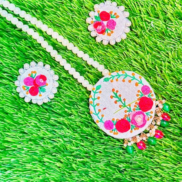 Long pearl necklace set