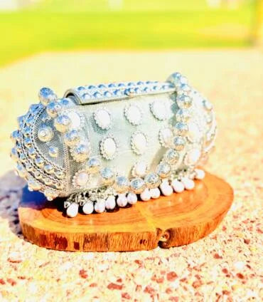Round Shape Metal Banjara Metal Handbag