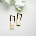 Mother of Pearl Long Earring